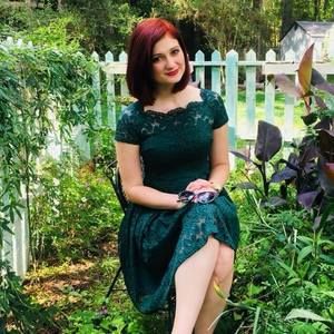 Meet your Posher, Emily